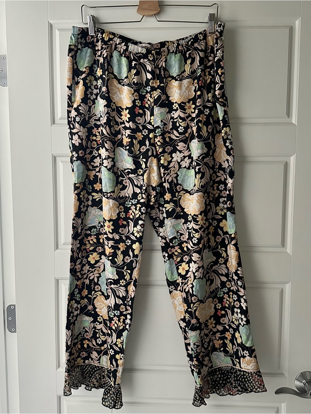 Victoria Secret Floral Ruffled Pajama Pants Sz XL